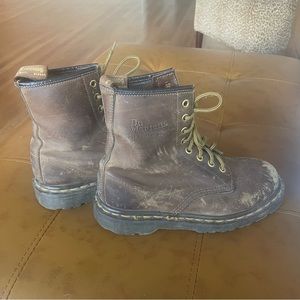 Dr Martens women’s US 6